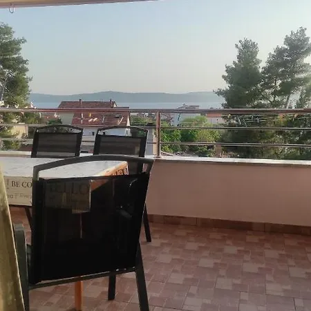 Nyaraló Apartman Toni *